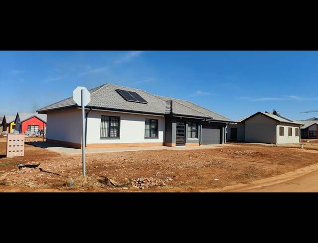 2 BEDROOM HOUSE FOR SALE IN VANDERBIJLPARK CW 5